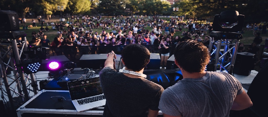 DJ on an event